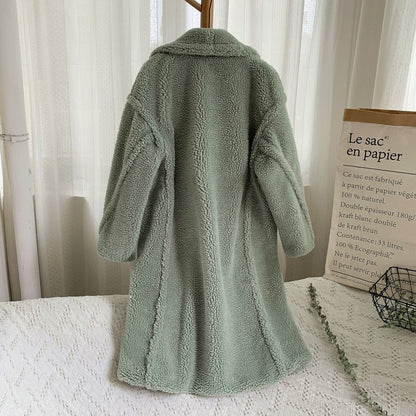 Gracefully Styled Coat for Any Occasion