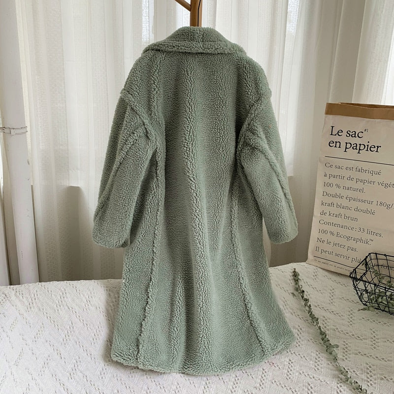 Gracefully Styled Coat for Any Occasion