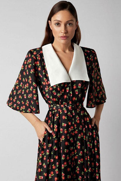 Classic Vintage & Enduringly Stylish Dress
