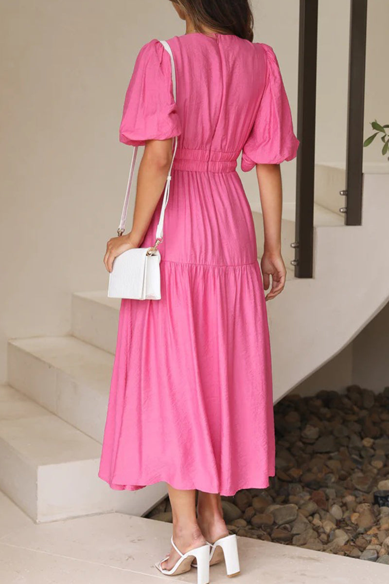 Beautifully Finished Dress in a Timeless Design