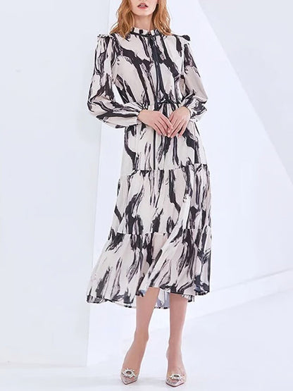Sophisticated Dress with a Clean Classic Look