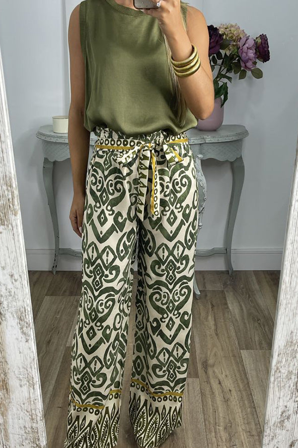 Classic Vintage & Enduringly Stylish Trousers