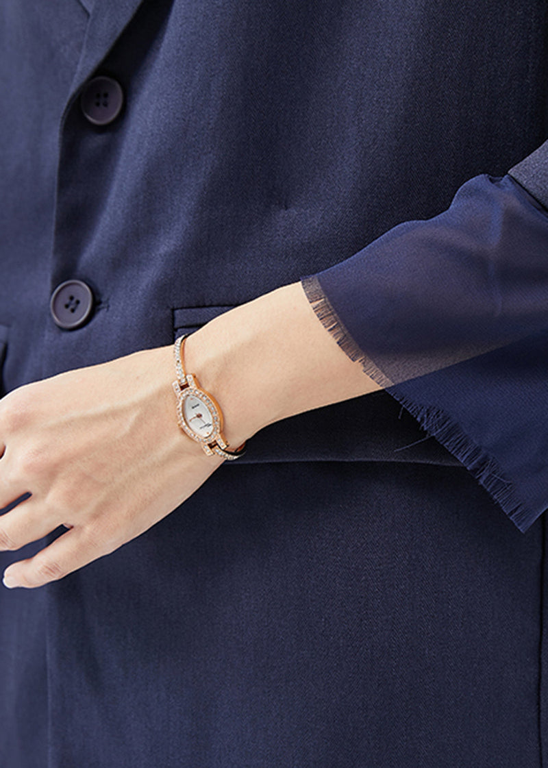 Beautifully Finished Coat in a Timeless Design