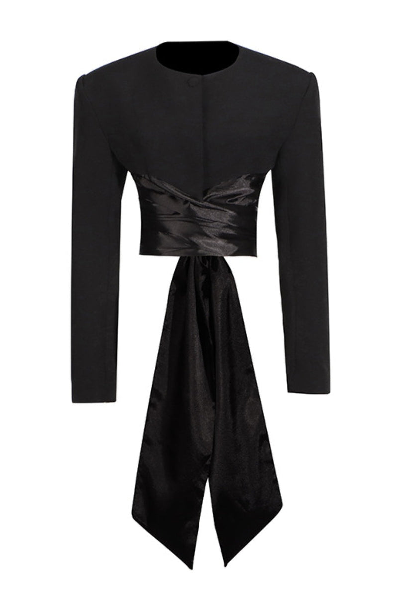 Effortlessly Elegant Garment with a Timeless Design