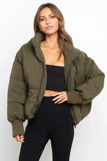 Well Tailored Jacket with a Graceful Silhouette