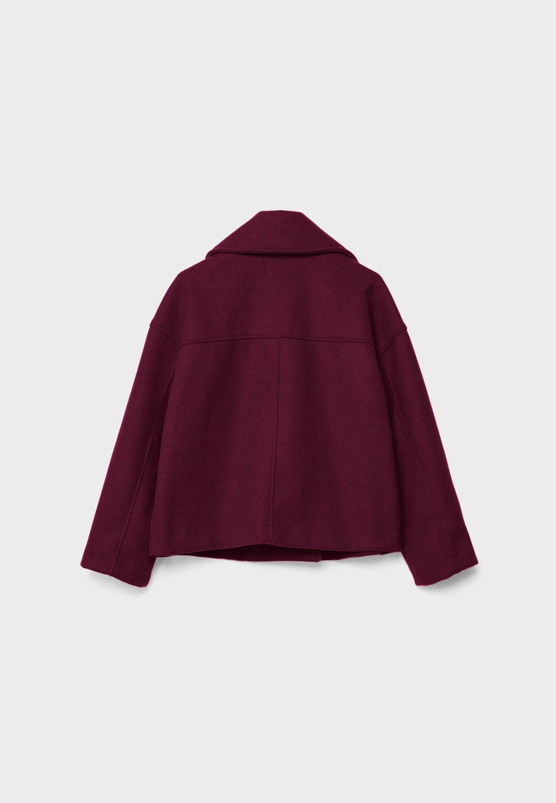 Beautifully Crafted Coat in a Classic Style