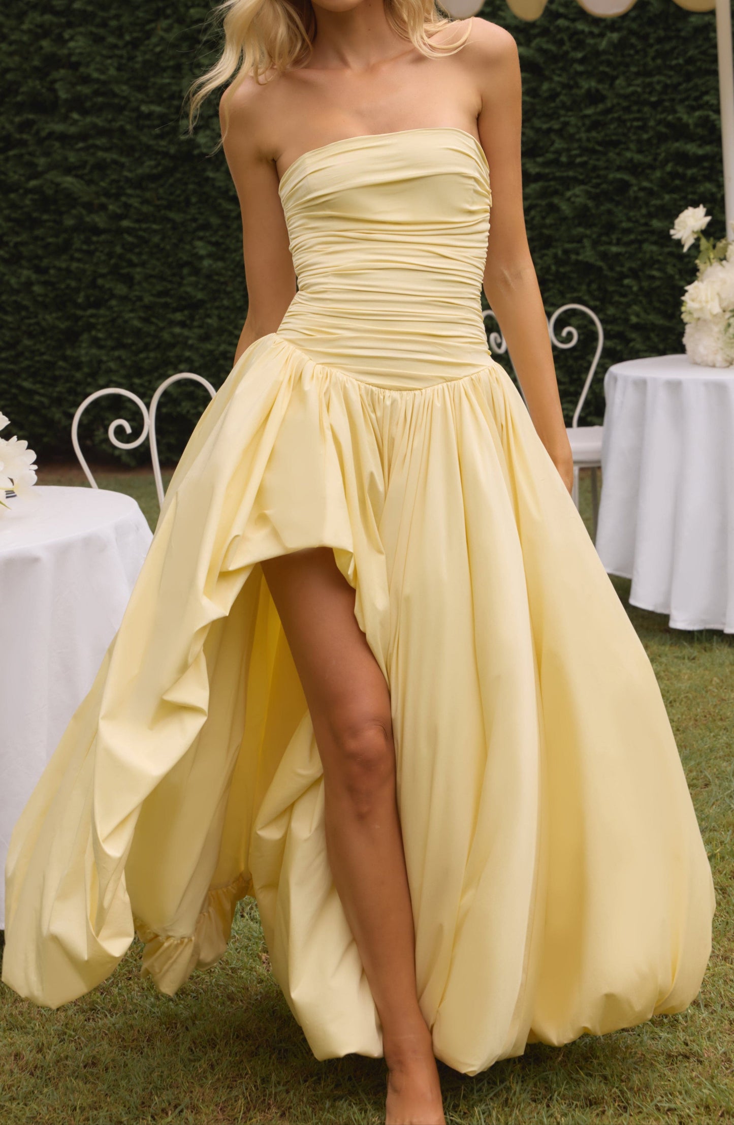 Beautifully Crafted Dress in a Classic Style
