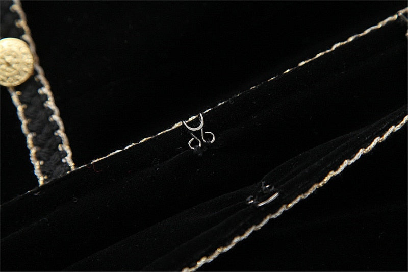 Classic Vintage & Enduringly Stylish Garment