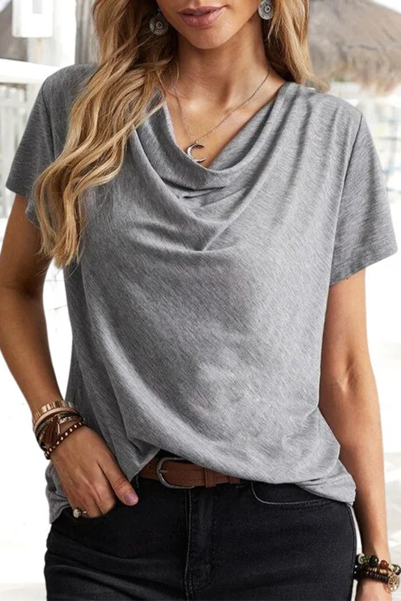 Effortlessly Elegant T-Shirt with a Timeless Design