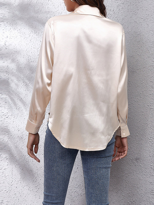 Classic Vintage Blouse with a Flattering Fit