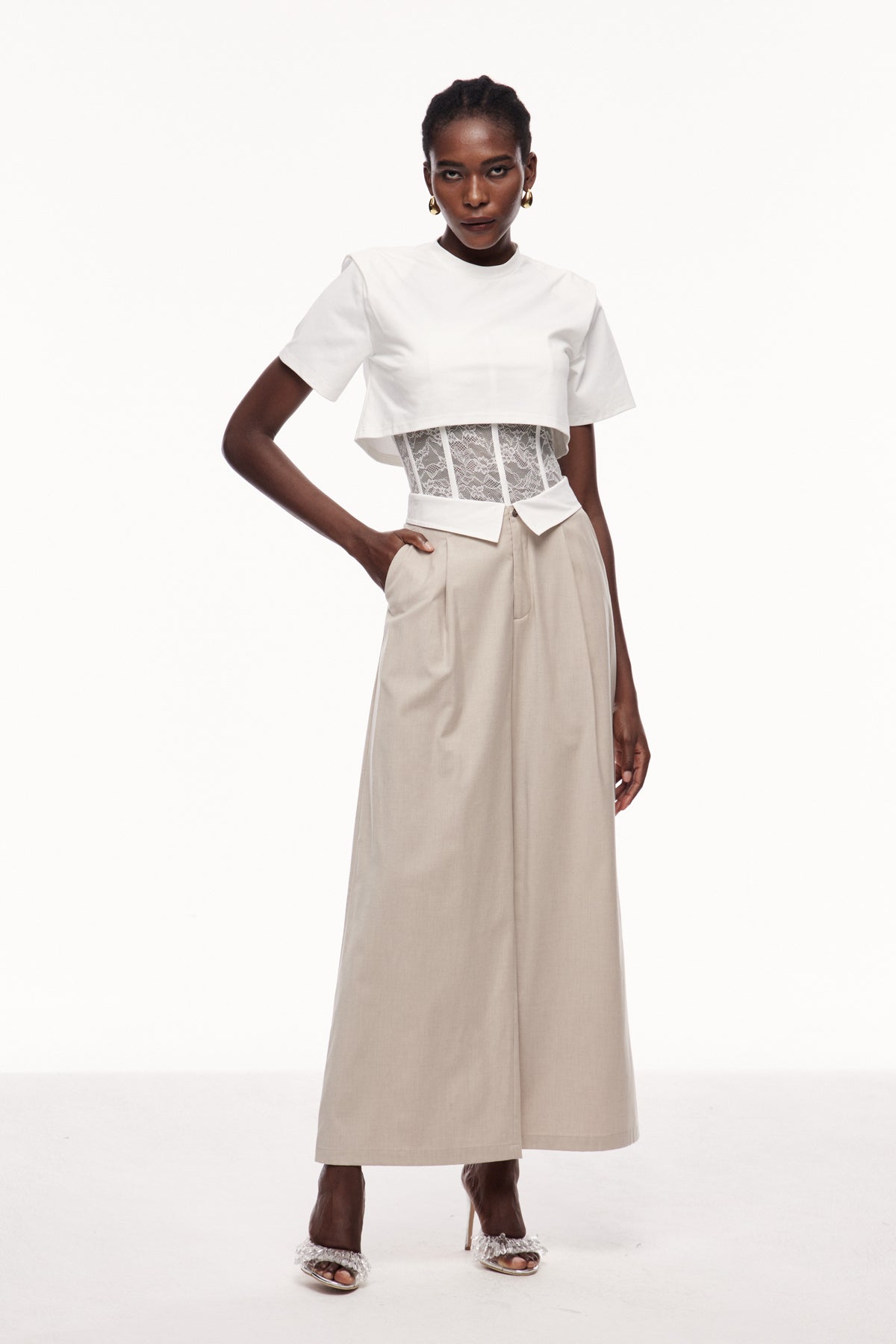Elegantly Styled Pants for Everyday Wear