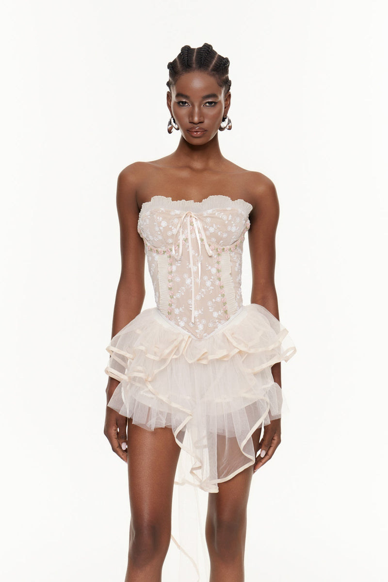 Classic Vintage & Enduringly Stylish Dress
