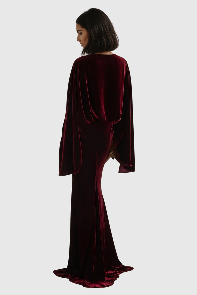 Gracefully Styled Garment for Any Occasion
