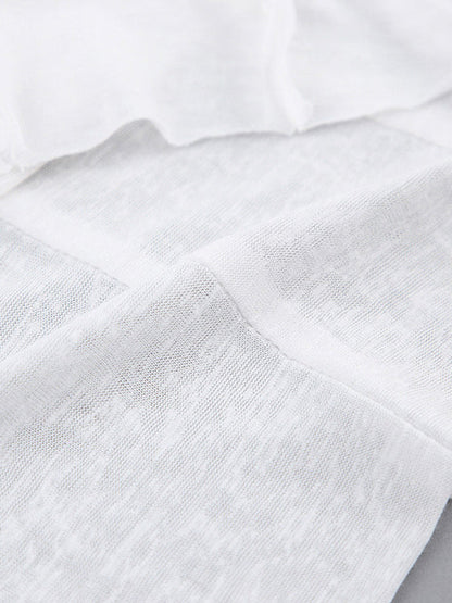 Effortlessly Elegant T-Shirt with a Timeless Design