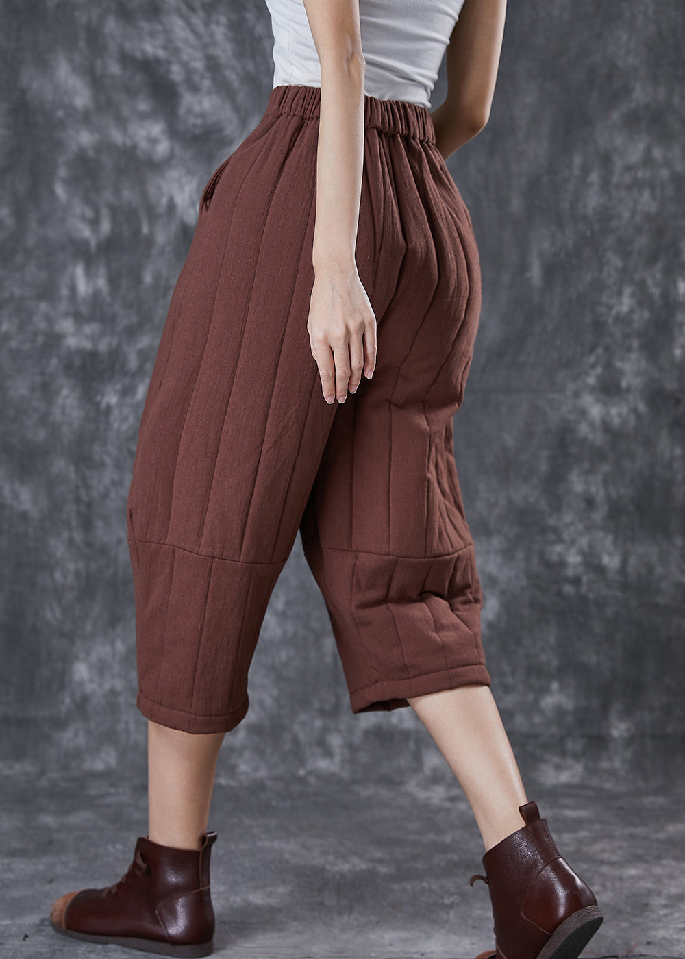 Elegantly Styled Pants for Everyday Wear