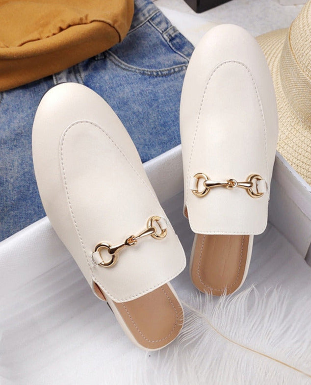 Polished Garment with an Effortless Classic Look