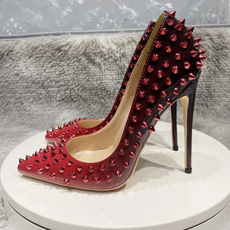 Classic Vintage Shoes with a Flattering Fit