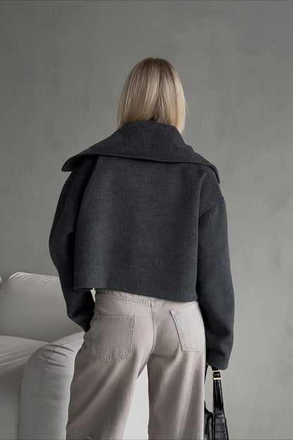 Classic Vintage Jacket with a Flattering Fit