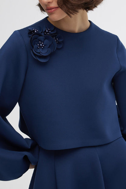 Gracefully Styled Garment for Any Occasion