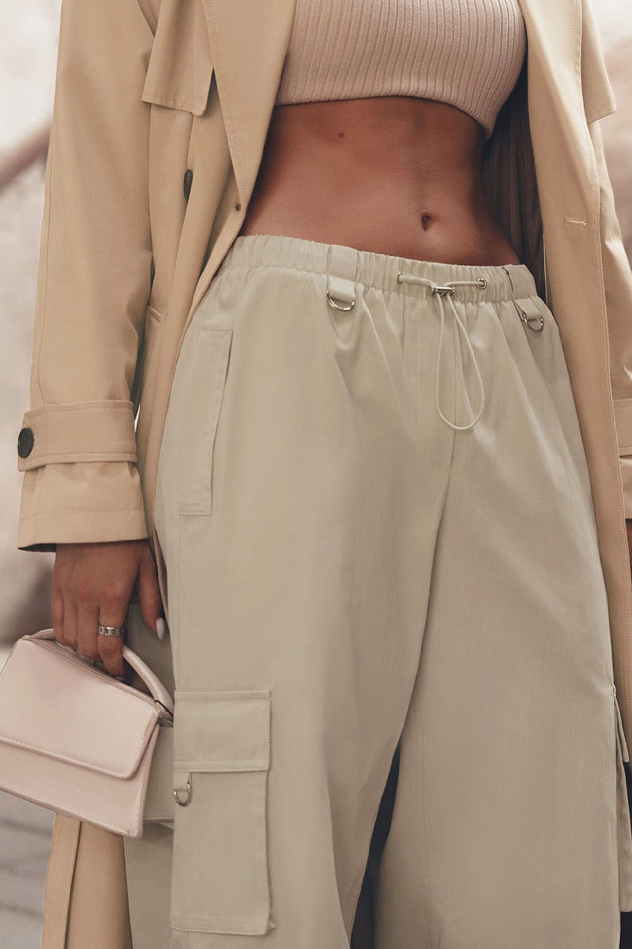 Well Tailored Pants with a Graceful Silhouette