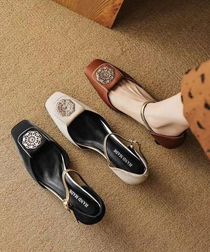 Well Tailored Sandals with a Graceful Silhouette