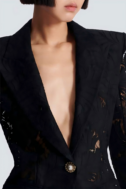 Beautifully Finished Garment in a Timeless Design