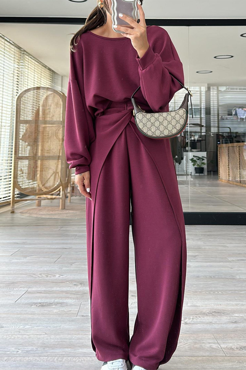 Effortlessly Elegant Garment with a Timeless Design