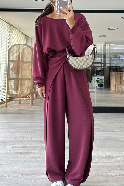 Effortlessly Elegant Garment with a Timeless Design