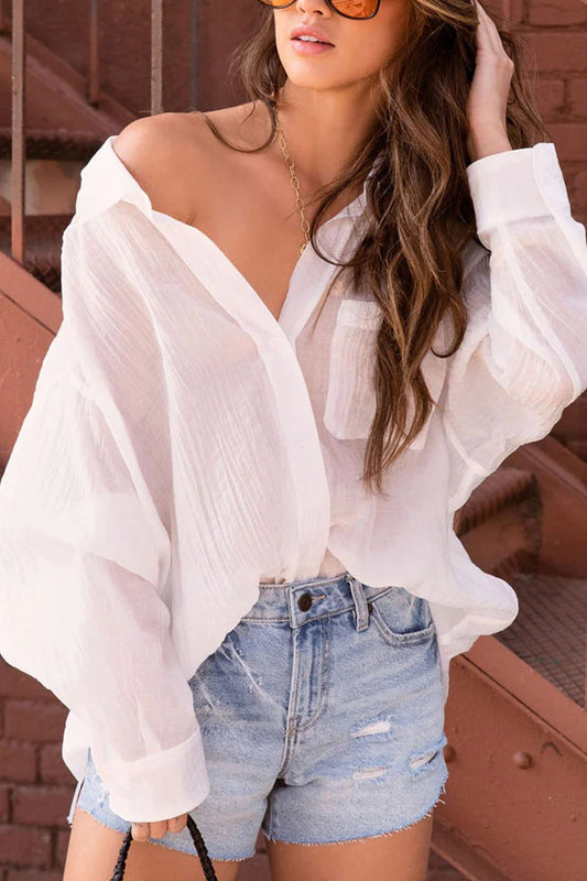Well Tailored Blouse with a Graceful Silhouette