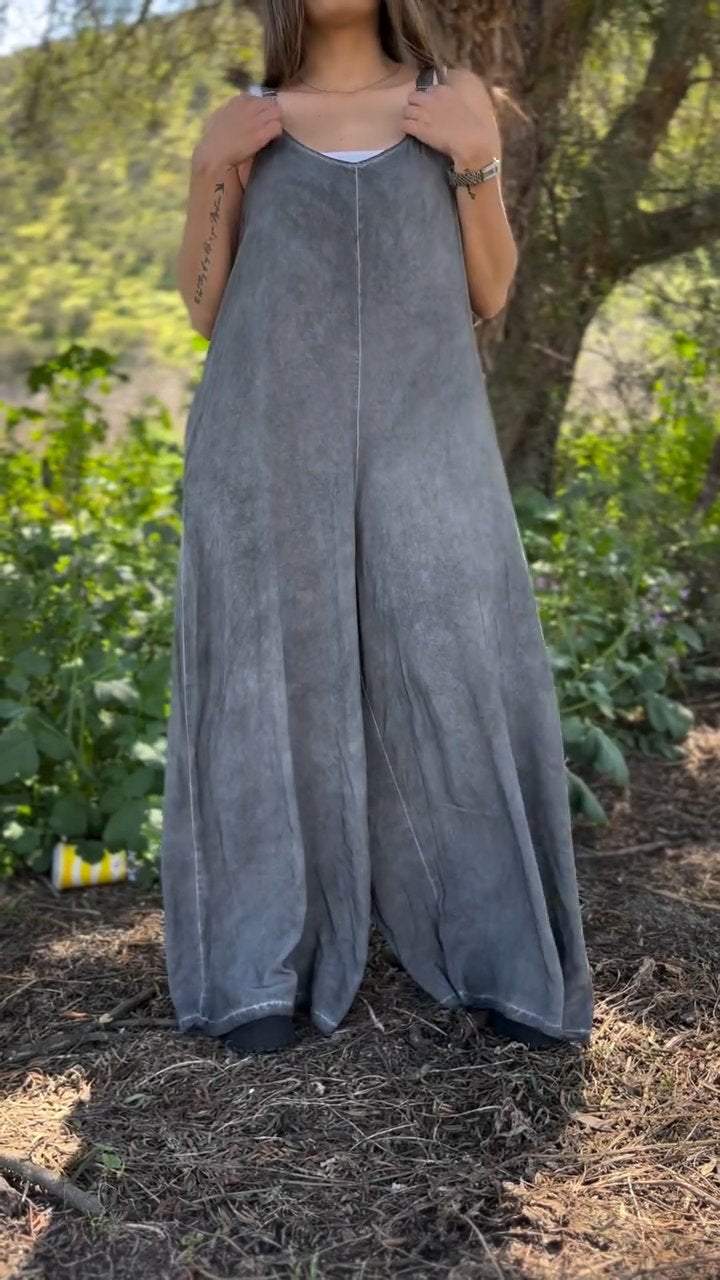 Sophisticated Garment with a Clean Classic Look
