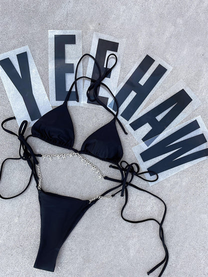 Polished Bikini with an Effortless Classic Look
