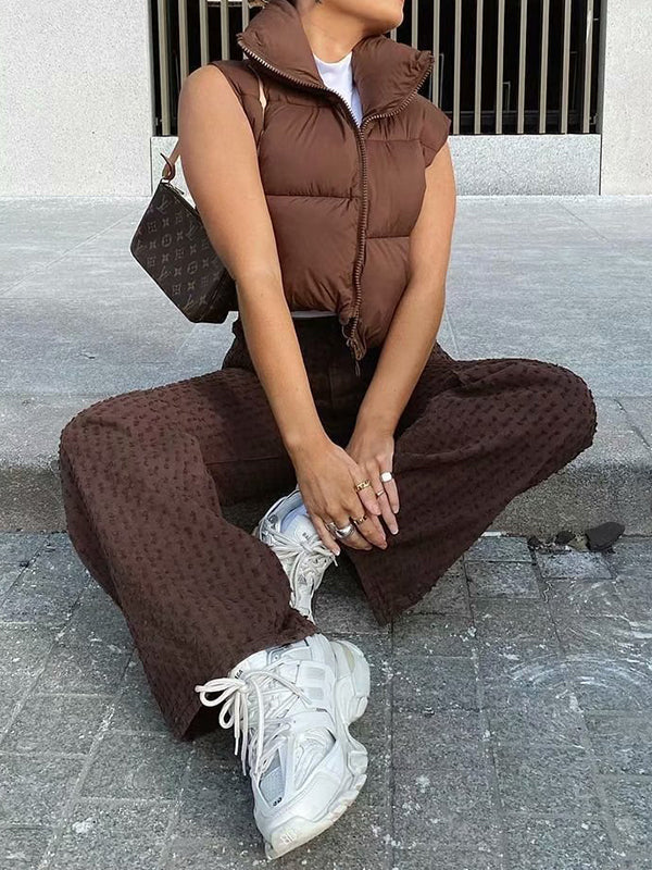 Well Tailored Top with a Graceful Silhouette