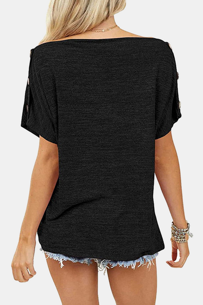 Beautifully Finished T-Shirt in a Timeless Design