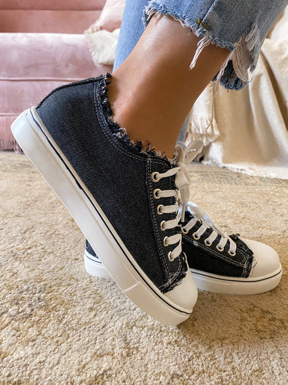 Elegantly Styled Sneakers for Everyday Wear