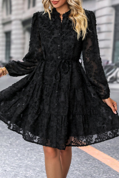 Effortlessly Elegant Dress with a Timeless Design