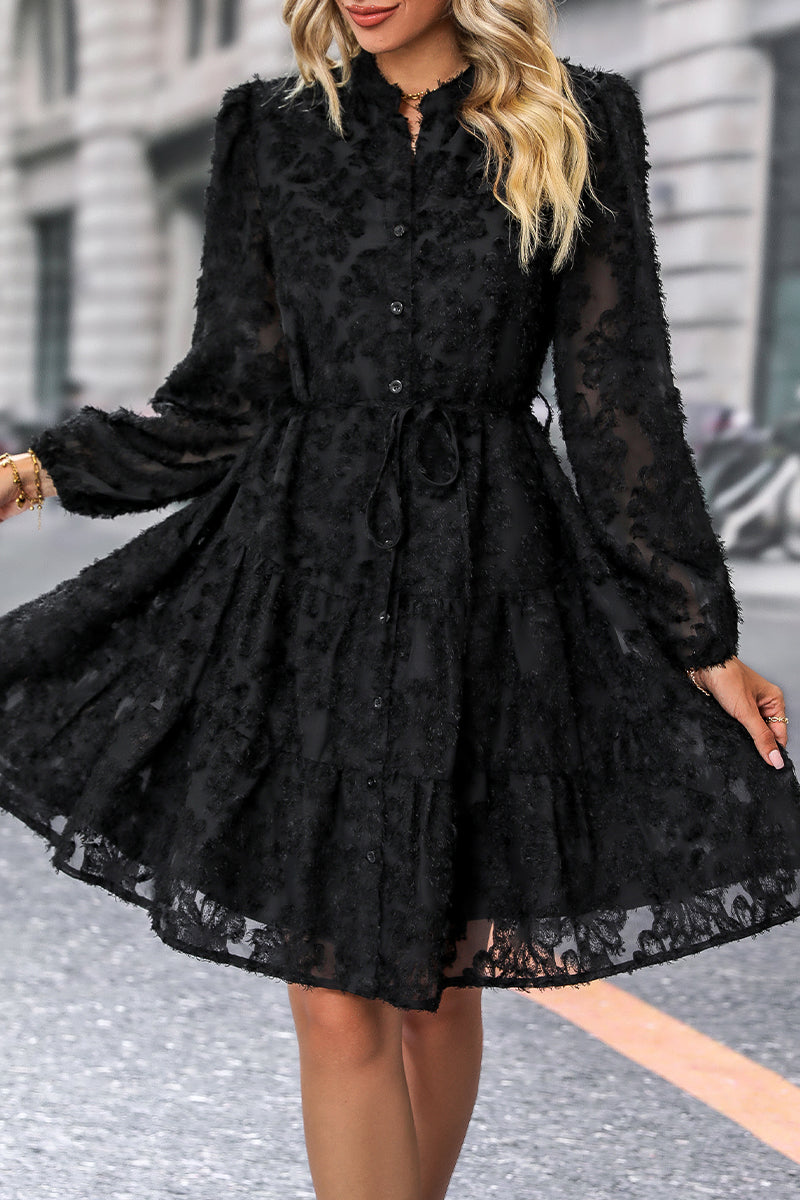 Effortlessly Elegant Dress with a Timeless Design
