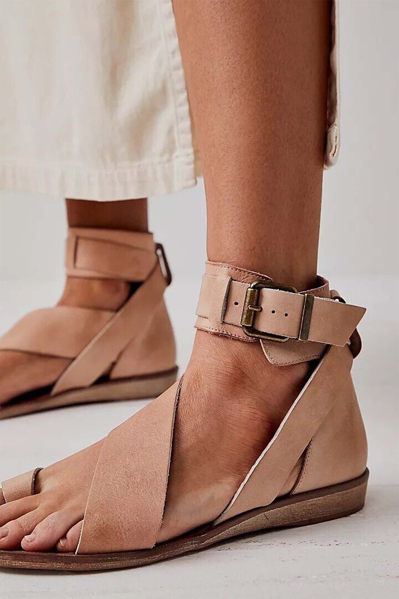 Classic Vintage Sandals with a Flattering Fit