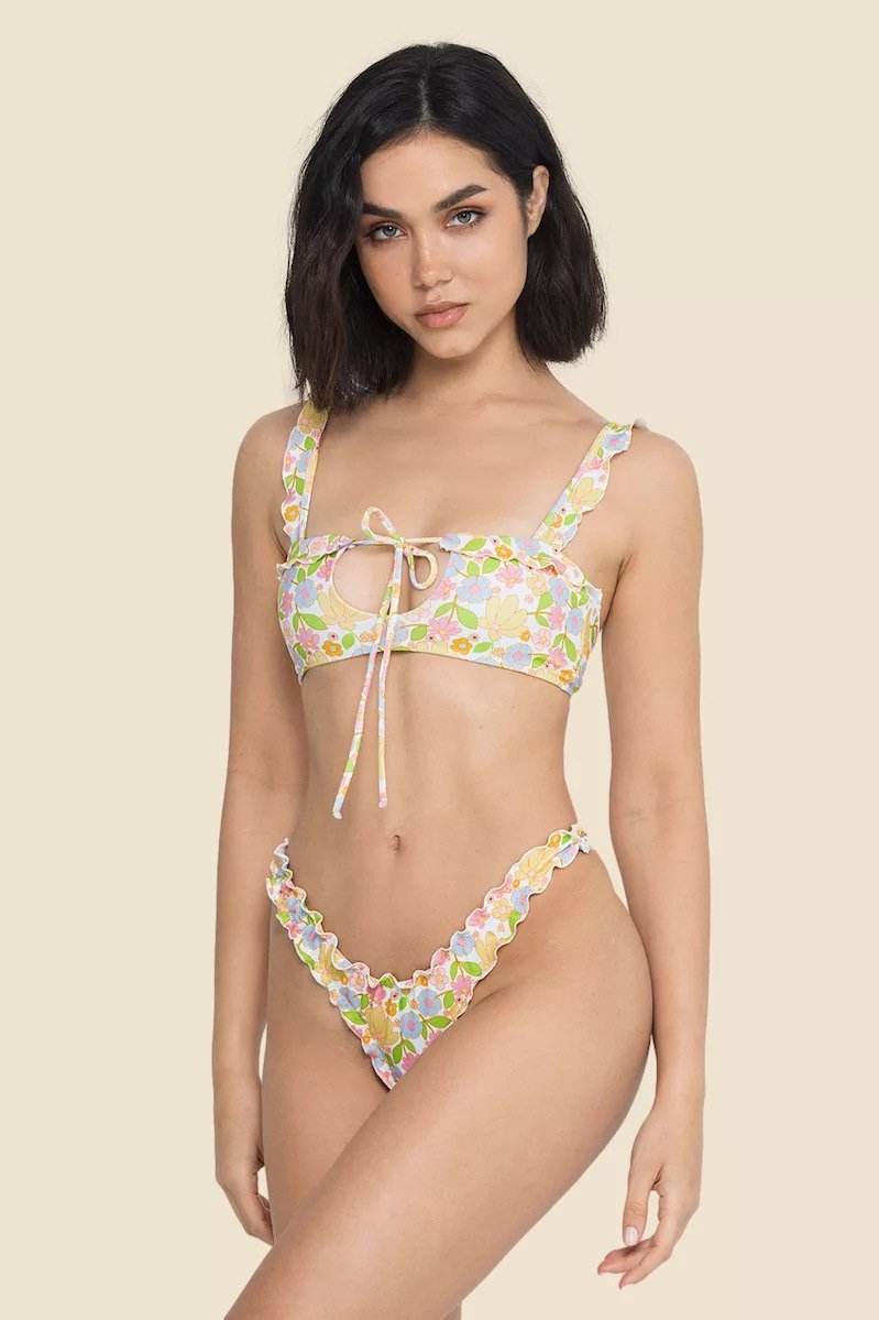Polished Bikini with an Effortless Classic Look