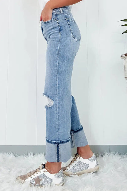 Sophisticated Garment with a Clean Classic Look