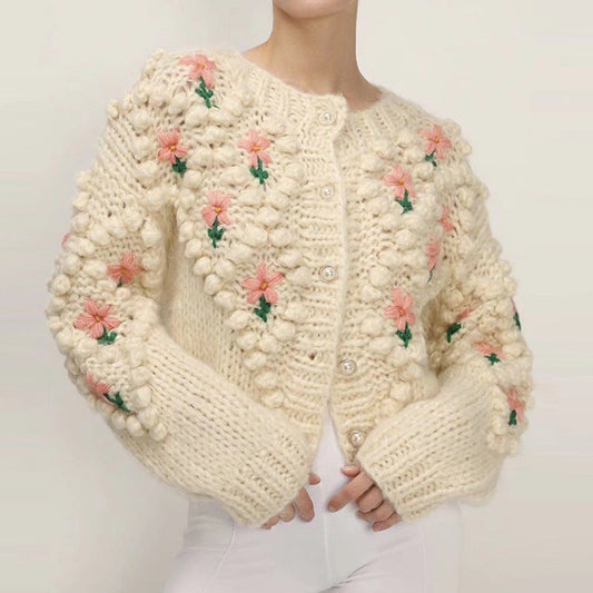 Well Tailored Cardigan with a Graceful Silhouette