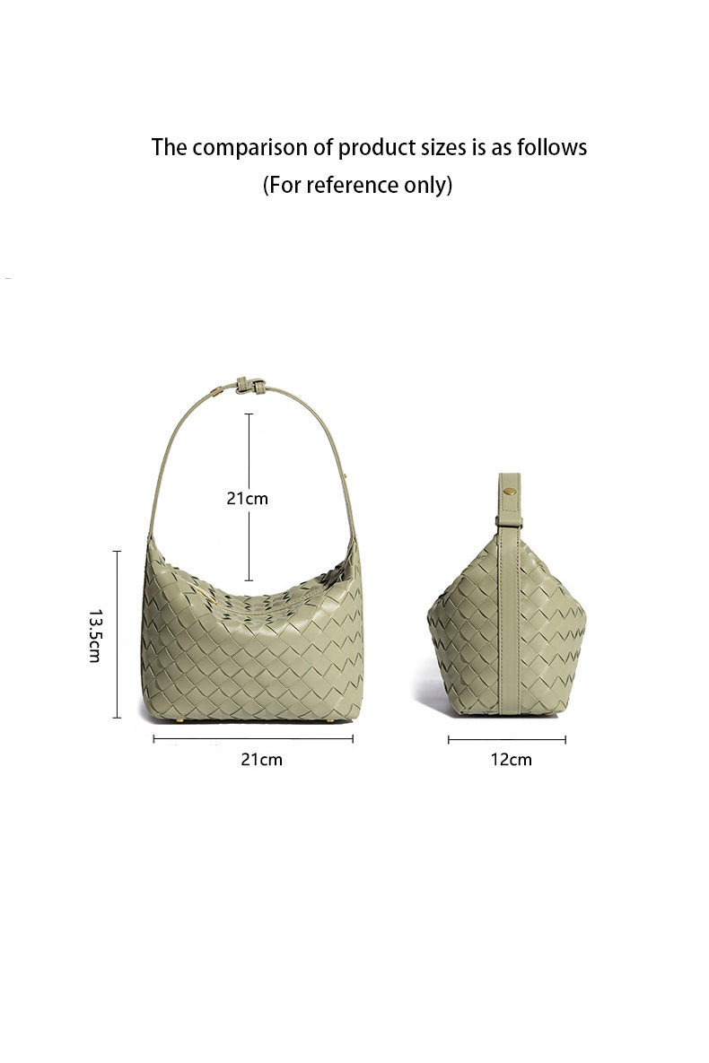 Well Tailored Bag with a Graceful Silhouette