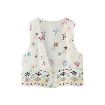 Beautifully Finished Garment in a Timeless Design