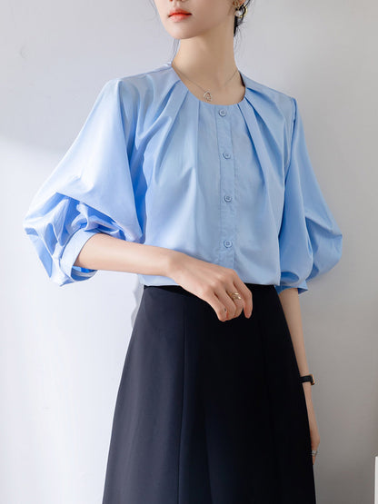 Classic Vintage & Enduringly Stylish Blouse