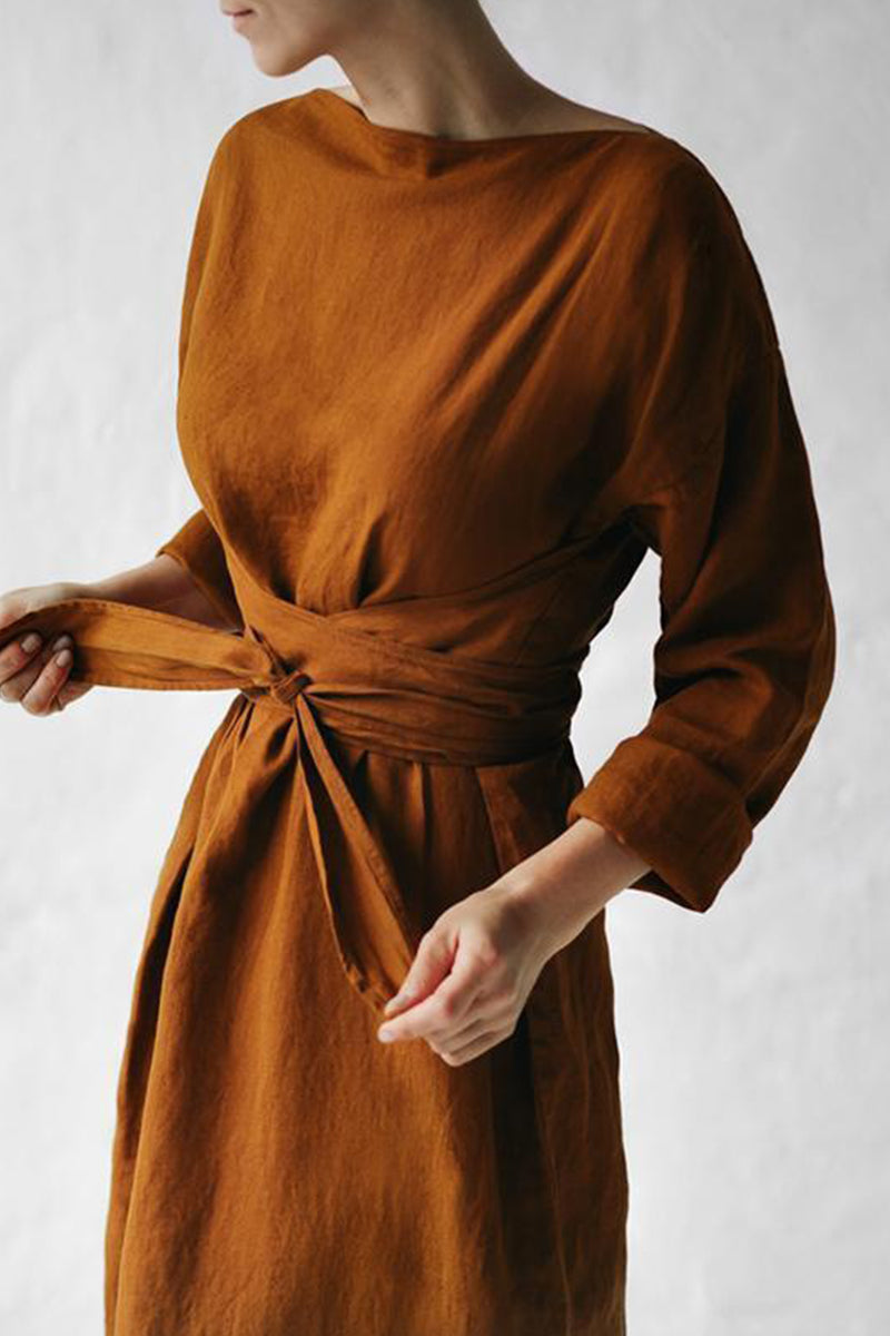 Well Tailored Dress with a Graceful Silhouette