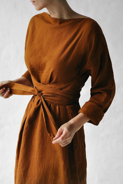 Well Tailored Dress with a Graceful Silhouette