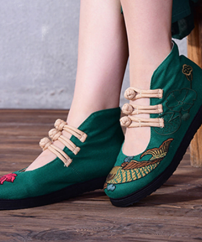 Elegantly Styled Shoes for Everyday Wear