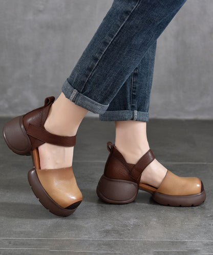 Well Tailored Sandals with a Graceful Silhouette