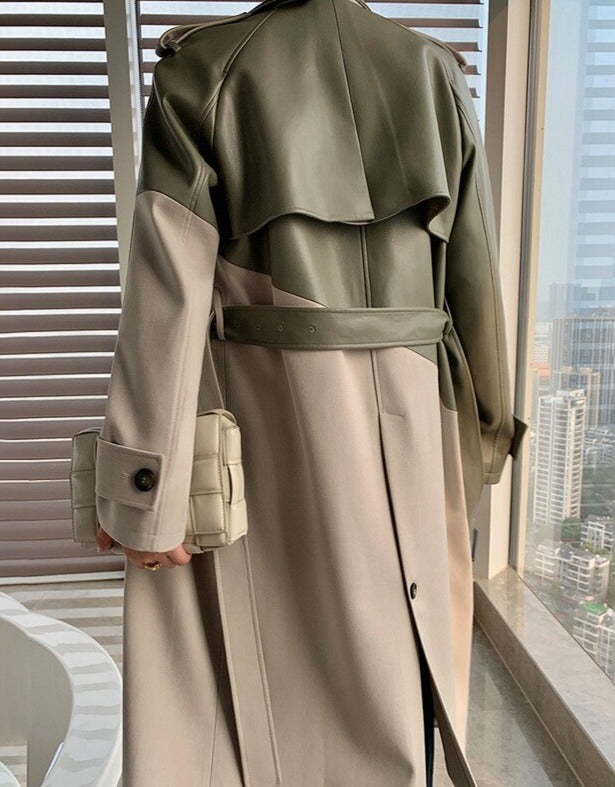 Effortlessly Elegant Coat with a Timeless Design