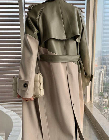 Effortlessly Elegant Coat with a Timeless Design