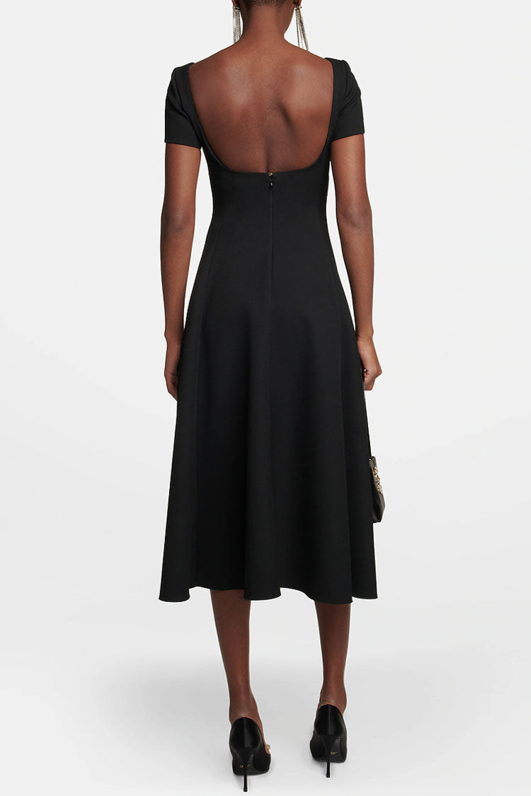 Sophisticated Dress with a Clean Classic Look
